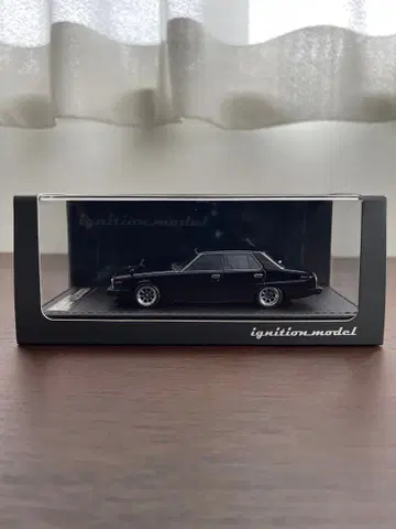 이그니션 모델 닛산 스카이라인 2000 GT-EL C210 1/43