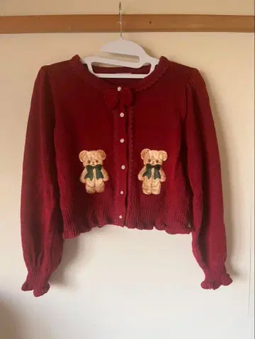 axes femme 곰 자수 버건디 가디건 M 사이즈
