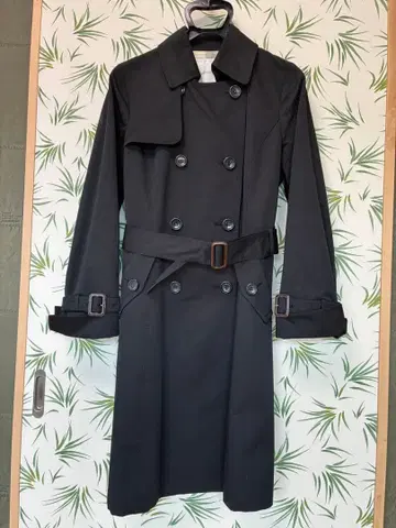 블랙 트렌치코트 더블 브레스트