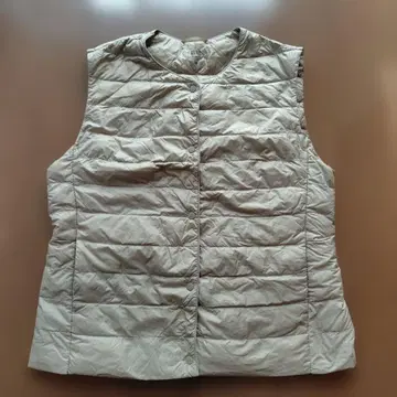 유니클로 울트라 다운 베스트 여성용 XL 베이지