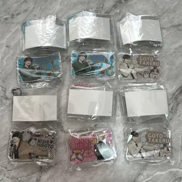 INI 가챠가챠 봐봐!