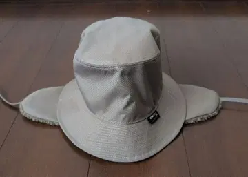 아웃도어 햇 베이지 플리스 귀달이 새상품