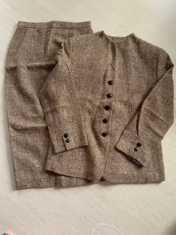 LUFRAN 브라운 트위드 수트 11호 정도