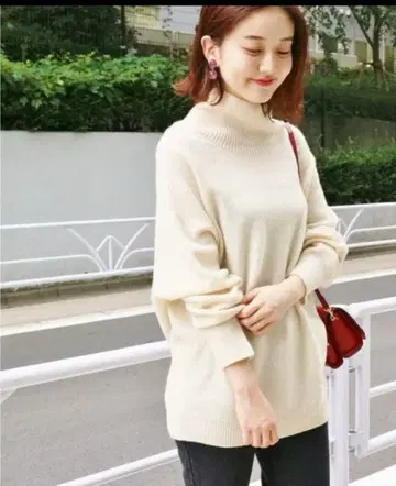 IENA 이에나 홀가먼트 코쿤 하이넥 풀오버 내추럴