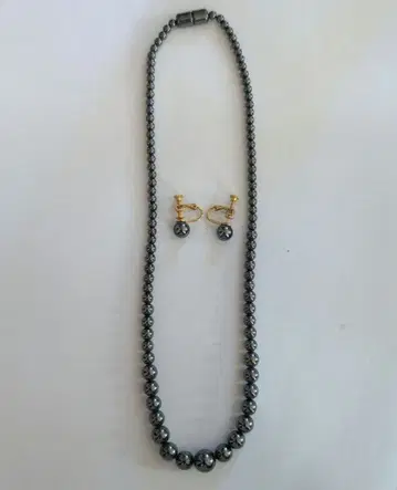 목걸이와 귀찌 세트