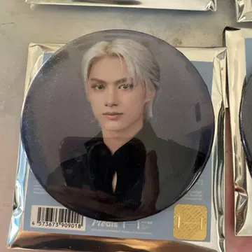 SEVENTEEN 세븐틴 NEW 캔뱃지 준