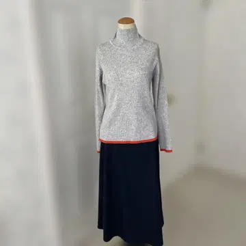 리브 짜임 터틀넥 스웨터