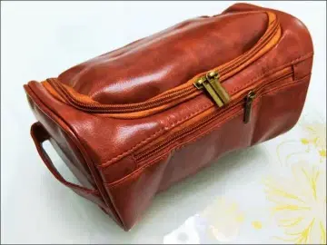 브라운 합성 피혁 파우치