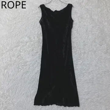 로페 슬리브리스 원피스 무릎 기장 벨로아 프릴 페미닌 블랙 9AT