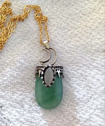 그린 아벤츄린 목걸이