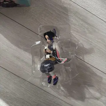 귀멸의 칼날 코쵸우 시노부 쵸코노세 피규어