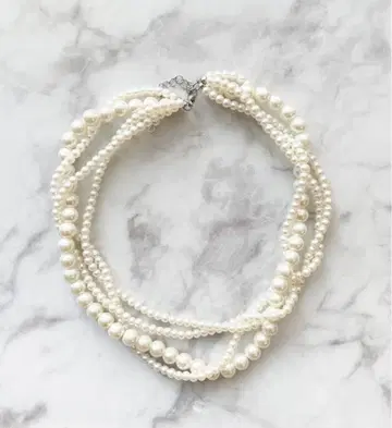 YU-KA 크고 작은 펄 4줄 목걸이