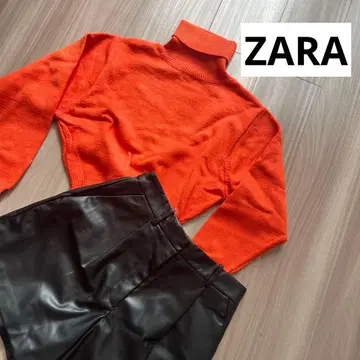ZARA 니트, 가죽 숏팬츠