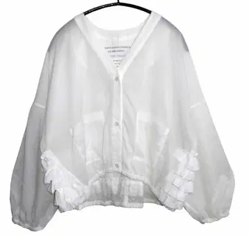 정가 17,000엔 새상품급 ayane 아얀 백 프릴 시어 가디건