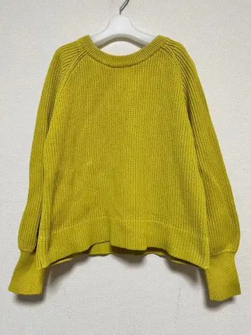 미라 오웬 니트 옐로우 컬러