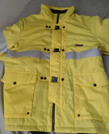 지코어즈 공업 x 사이버 펑크 엣지 러너즈 리버서블 아노락