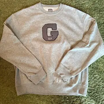 GAP 그레이 자수 로고 맨투맨 M 사이즈
