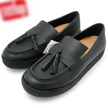 새상품 핏플랍 여성용 가죽 태슬 로퍼 US 6 23cm 블랙