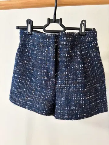 GAP 네이비 트위드 숏팬츠