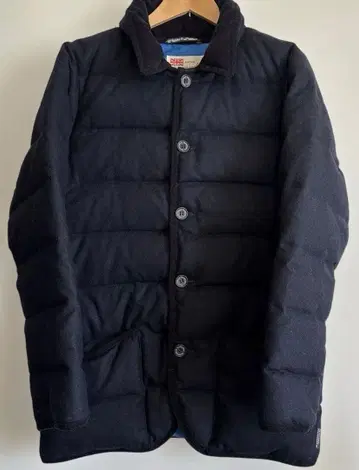 후드 없는 Traditional Weatherwear 다운 자켓 M