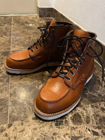 Red Wing 875 워크 부츠 8E 오로 레거시
