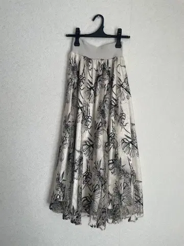 앙데팡당 롱 스커트