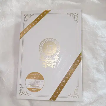 아이나나 10주년 앨범 CARILLON