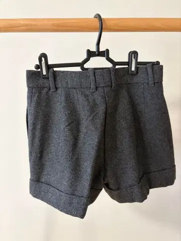 GAP 그레이 숏팬츠