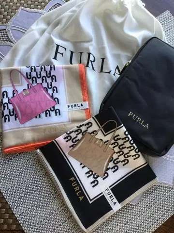 훌라 대형 손수건 x2 와 거울