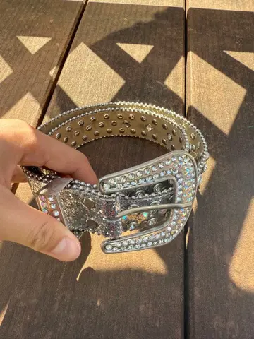 스톤 장식 실버 벨트