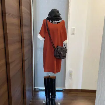 밝은 브라운 7부 소매 원피스 튜닉