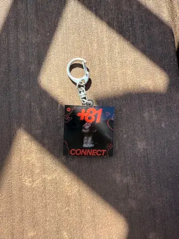 +81 CONNECT 키링 JINDOG