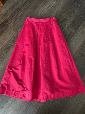 뷰티앤유스 핑크 스커트