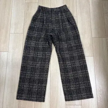 LE GLAZIK 울 트위드 체크 스트레이트 롱 턱 팬츠