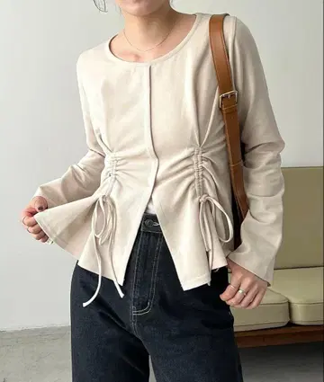 CAPRICIEUX LE'MAGE 드로스트 리브 T셔츠