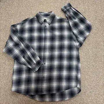 FREAK'S STORE 긴팔 플란넬 셔츠 블랙 계열 체크 옴브레 체크