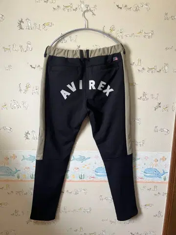 AVIREX 조거 팬츠 블랙