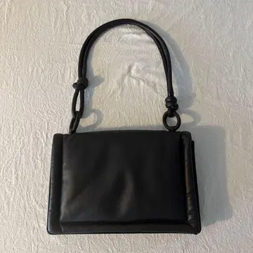 ZARA 소프트 퀼트 숄더백