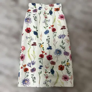 꽃무늬 타이트 스커트 34 사이즈 아나이