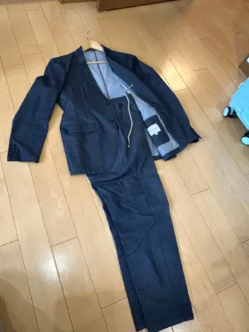 다케오 키쿠치 캐주얼 수트