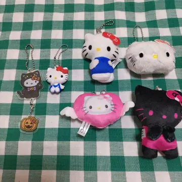 헬로키티 볼체인 부착 마스코트 세트