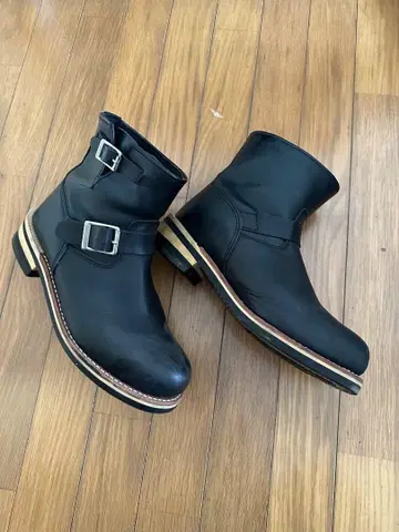 블랙 가죽 엔지니어 부츠 숏