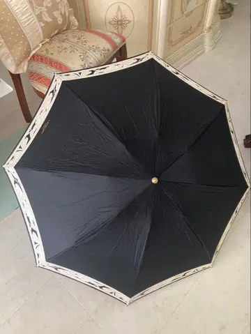 LEONARD 접이식 우산 블랙 꽃 무늬