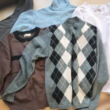 아가일 무늬 터틀넥 스웨터