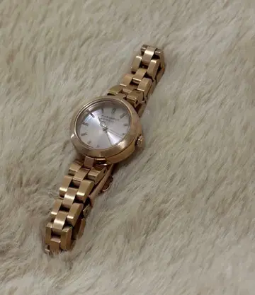 [컨디션 최상] MARGARET HOWELL idea 핑크 골드 시계