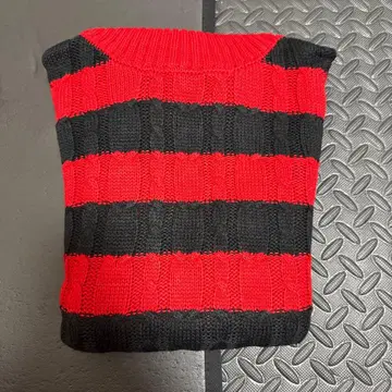 Spiral News 빨검 스트라이프 터틀넥 M