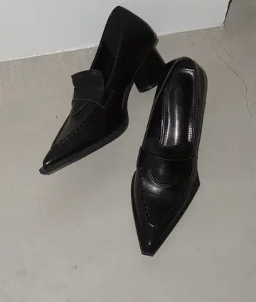 chuclla 스틸레토 로퍼 펌프스