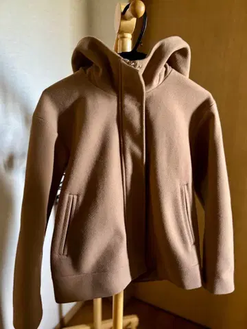 GU 후드 부착 숏코트