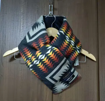 [ 미사용품 ] Pendleton 머플러 기하학 패턴