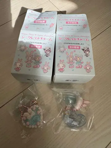 메조 피아노 산리오 콜라보 시크릿 참 2개 세트